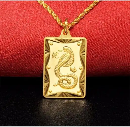 玛莉曼曼珠宝黄金吊坠男女生肖蛇方牌足金吊坠项坠男女同款小板358g