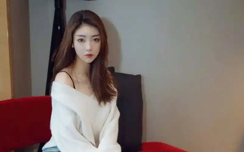 可乐vicky高颜值模特文静风格写真