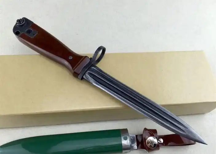 八一枪刺(沧桑石洗版)