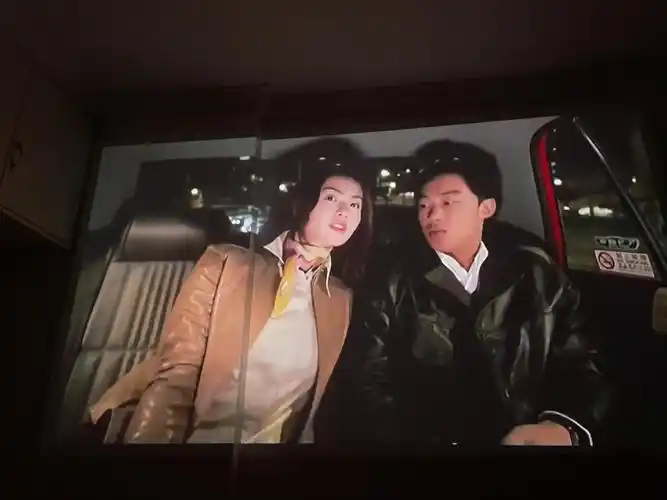 又清了一个一直想看的电影《十二夜》最后男女主角的结局反转的让我