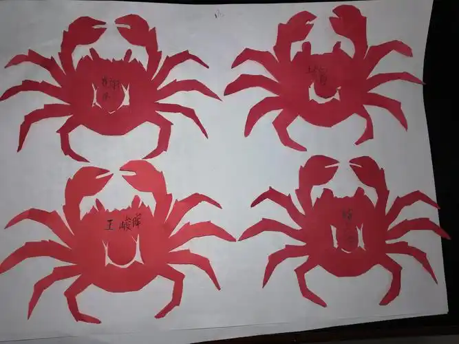 漂亮的动物剪纸