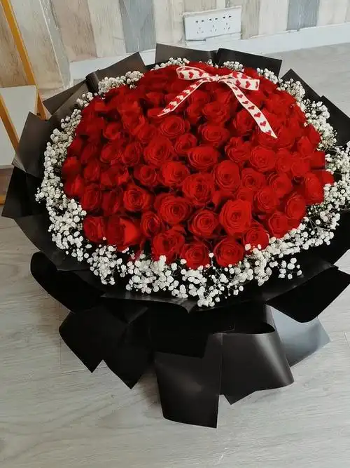 99朵高品质红玫瑰