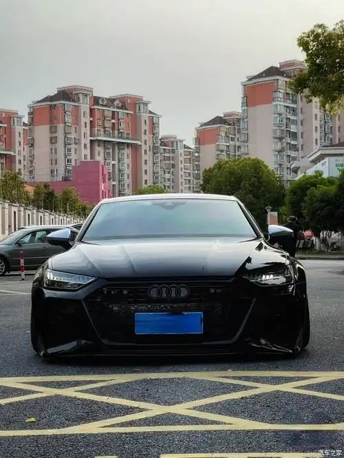 改装案例丨奥迪a7改装黑武士