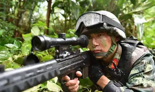 看世界各国狙击手"神一般"的伪装术,考眼力,你能找到吗?