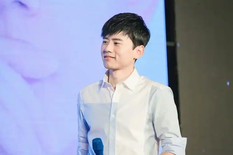 张杰- 堆糖,美图壁纸兴趣社区