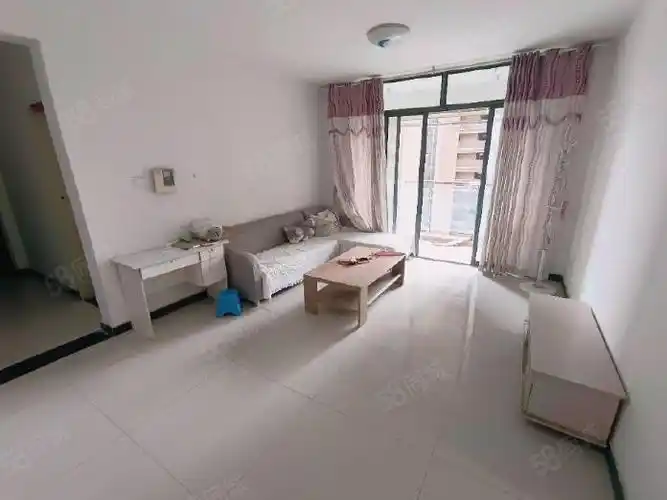 查看全部图片(11张)小区:北城世纪城冠徽苑小区地址:金源大道房租走势