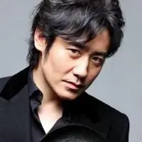 吴秀波黑白高清头像_微信头像图片大全