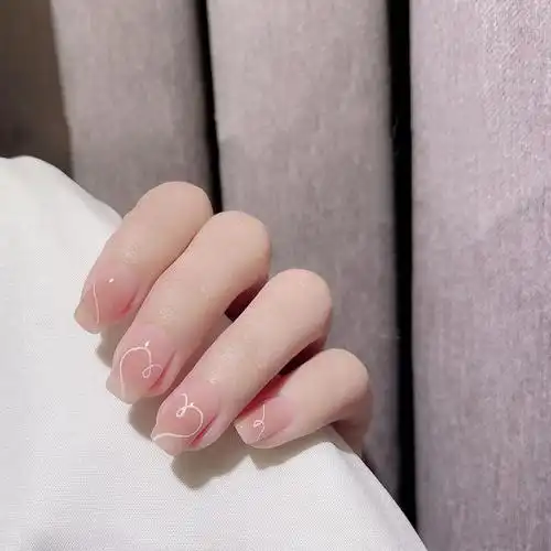 爱心学生党美甲图片