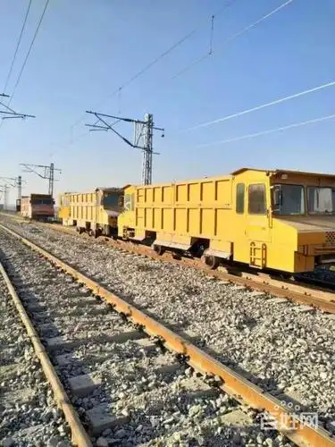 铁路改装补渣车铁路道渣车铁路火车卸渣车