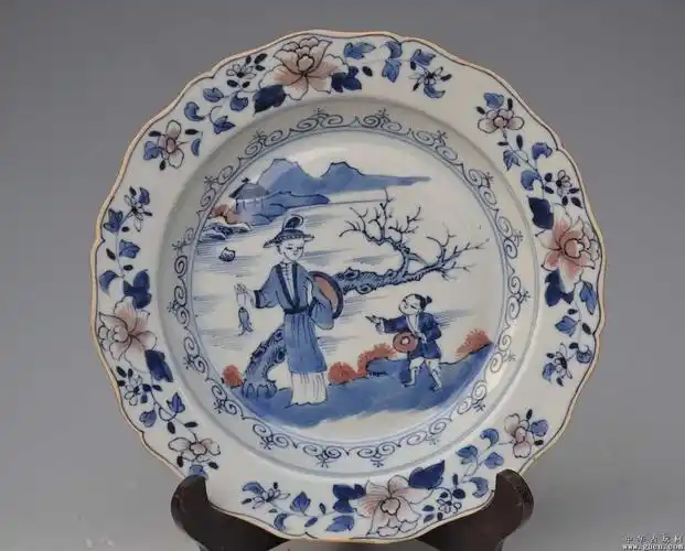 清康熙青花釉里红人物纹外销瓷盘回流瓷高:2.5厘米