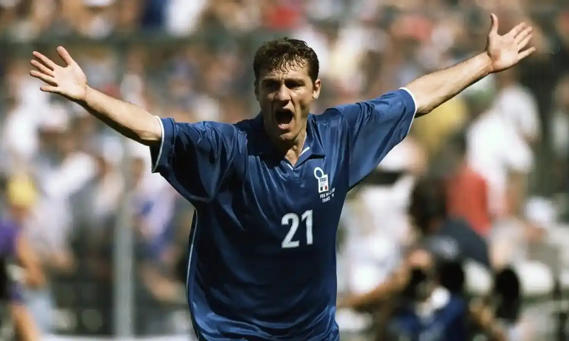 克里斯蒂安·维埃里 50 岁:庆祝他最伟大的三个进球