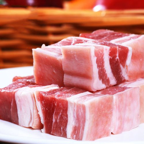 新鲜冷冻瘦肉块生鲜冷冻肥肉块带皮肉块猪五花肉块微调理五花肉块精品