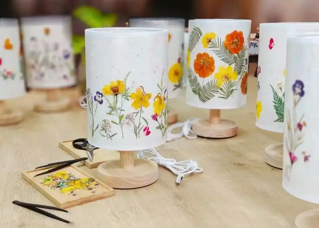 创意diy手工压花台灯 花艺心语 指尖乐趣!