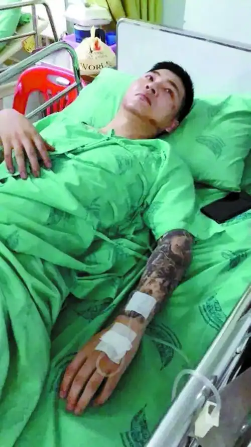 这个花臂男为纹身正名了