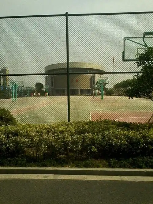 杭州市临平区临平第一中学