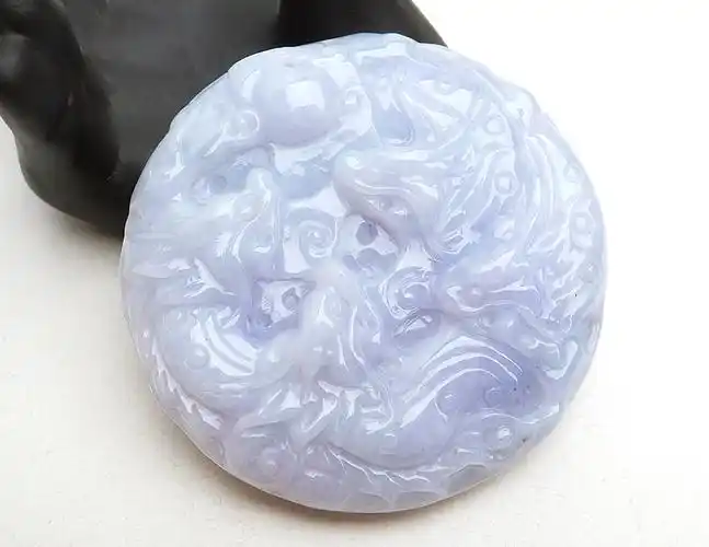 [收藏级 ]天然翡翠a货 糯种浅紫九龙牌 吊坠 65.62g