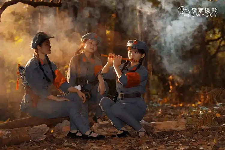 红军装外景人像摄影