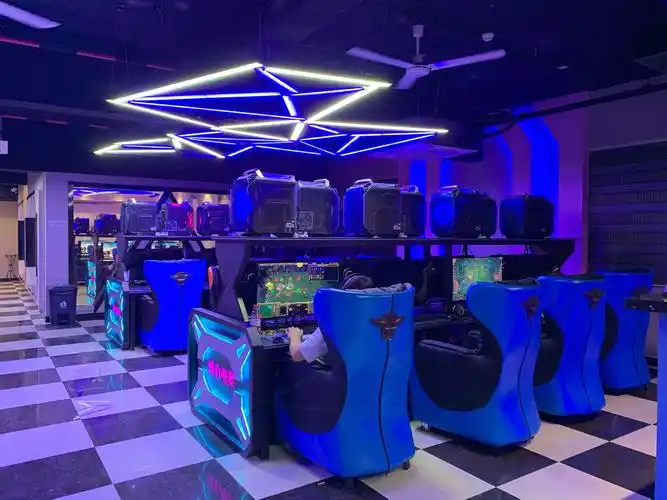 暖心电竞馆,期待您的光临