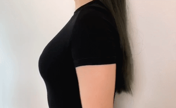 吉娜的胸忽大忽小难道都是内衣的锅