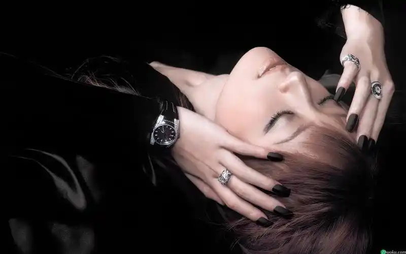 日本明星滨崎步高清照片素材专辑(15p)