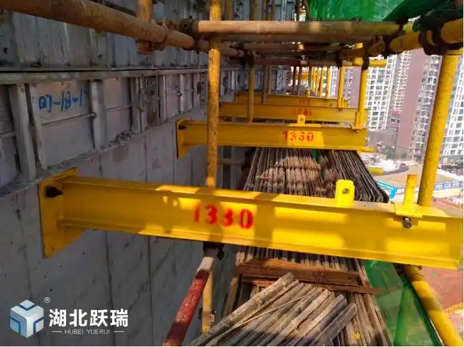 杜绝渗水漏水||无需穿墙的脚手架悬挑梁,你用了吗?_工字钢