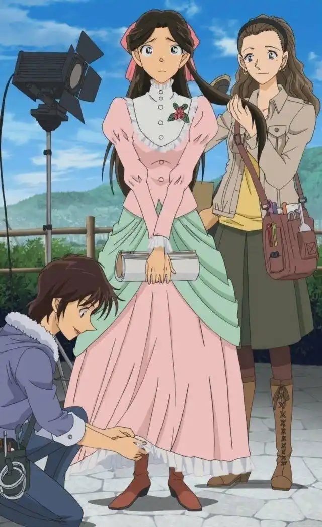 名侦探柯南,工藤新一好福气,改变发型的小兰太美了