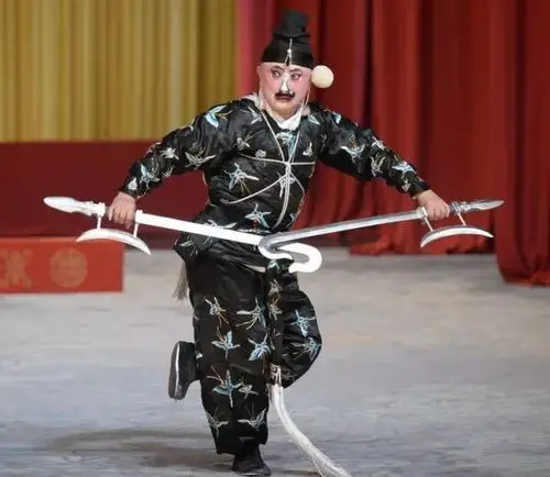 梨园楷模丨天津市青年京剧团叶派武丑名家石晓亮专访