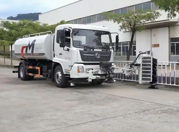 【福龙马】flm5182gssdf6低压清洗车/洒水车 作业视频