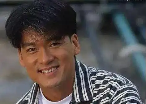 周华健宠了她一辈子,年轻时有赫本的优雅,一直支持周华健的事业