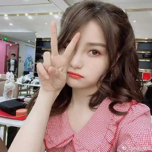 女团sing林慧的图集