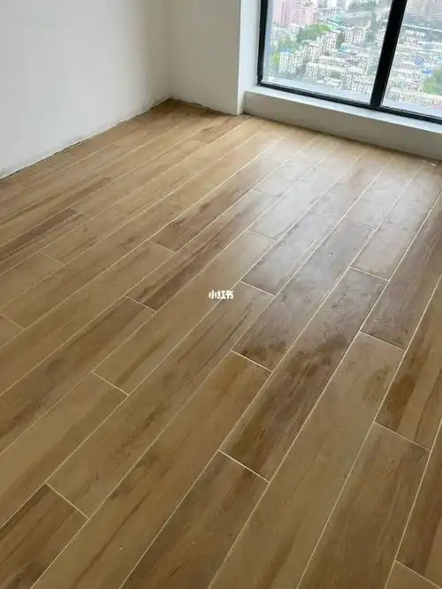 马可波罗木纹砖美缝完感觉有点点翻车了