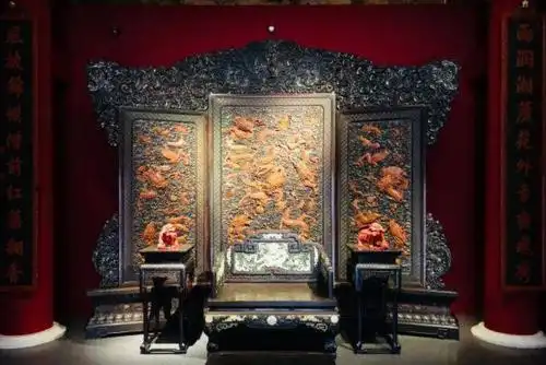 故宫冷宫藏6200多件明清家具