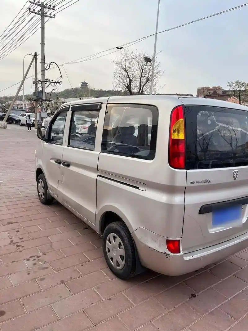 2012年哈飞路尊小霸王 纯纯的本地个人一手车跑了十六万公里  漆面