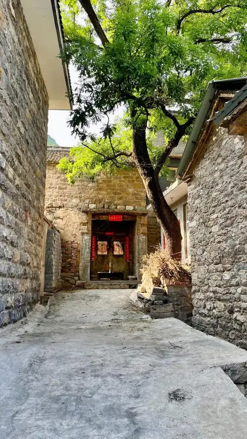 虹霓古村落 #山西长治 #八泉峡 #太行山 #治愈系风景 - 抖音