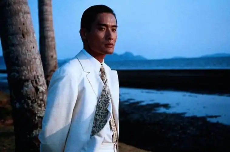 不拍电影也可以活很好的水瓶男梁家辉