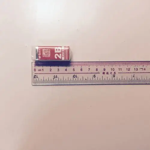 橡皮擦长:4.5厘米