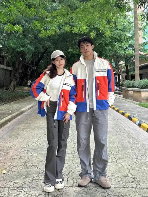 终于和追三年追到的大学体育校草合照啦