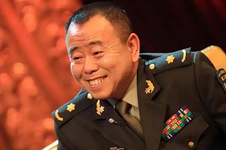 潘长江遭网友口诛笔伐,出面回应暴露军人气节_时候_杨云太_女儿