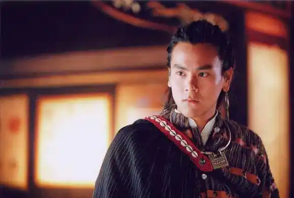 彭于晏饰演的唐钰小宝. 图片来源网络