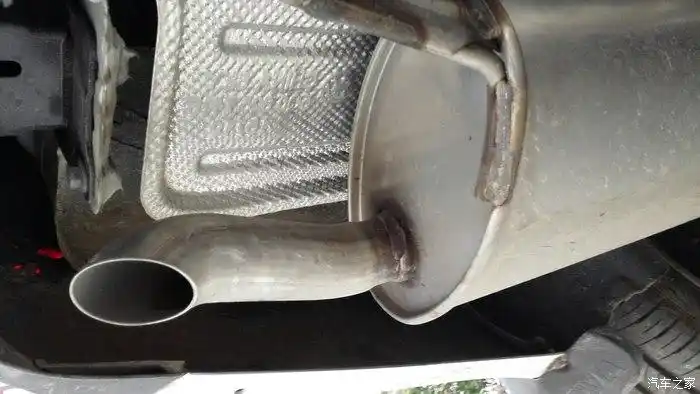 大家有油箱排气管的照片吗能给我发一个看看吗谢啦