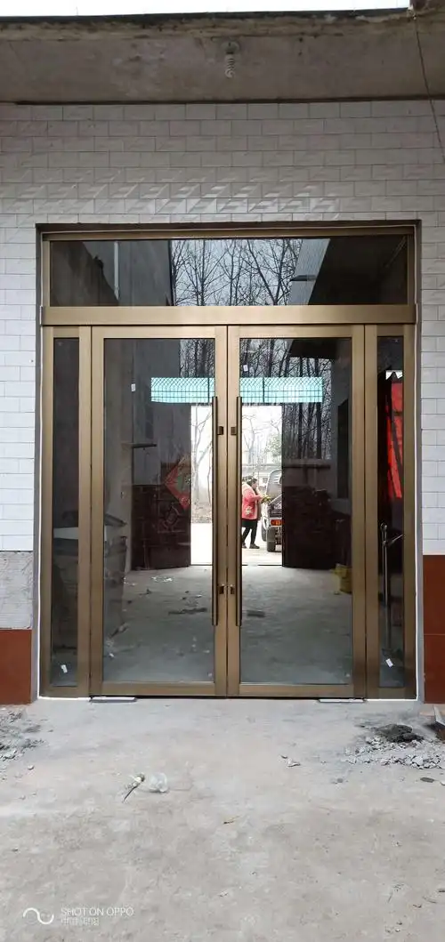 香槟色铝合金边框钢化玻璃门