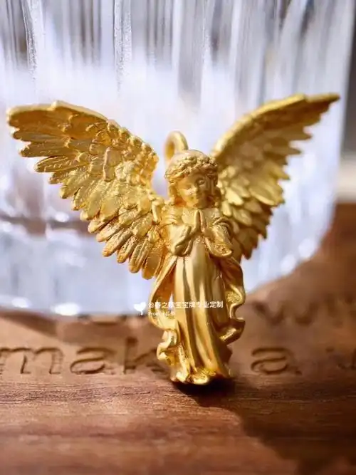 细节完美治愈展开的翅膀预示着"自由"和"守护"愿我们每天都有个好状态