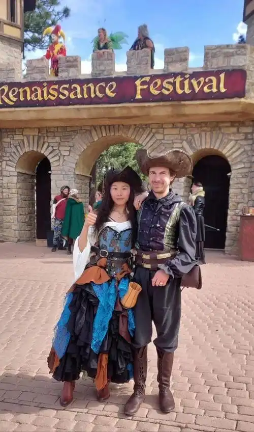 我中专毕业,嫁美国老公,他很传统,不让我工作,我边读书边备孕|杨杨