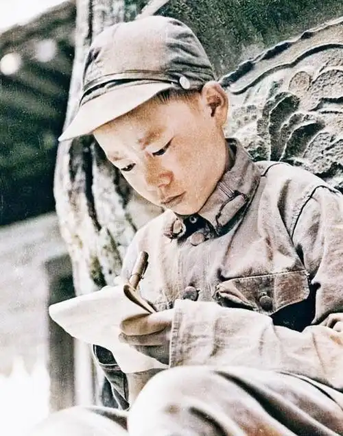 行刑前小红军却说你们用刀砍死我吧子弹就该留着打日本人