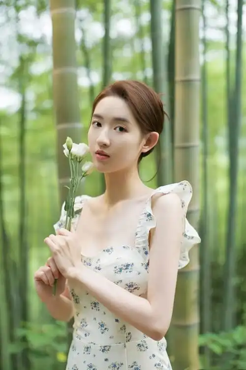 王玉雯甜美的仙女气息