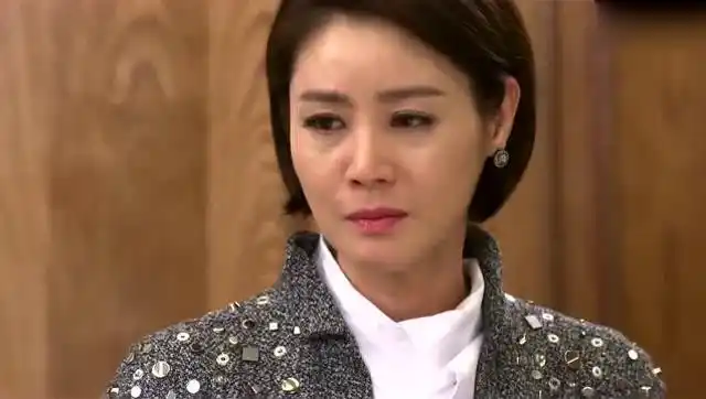 《继承者们》金叹妈妈含泪向会长提出分手,真心酸