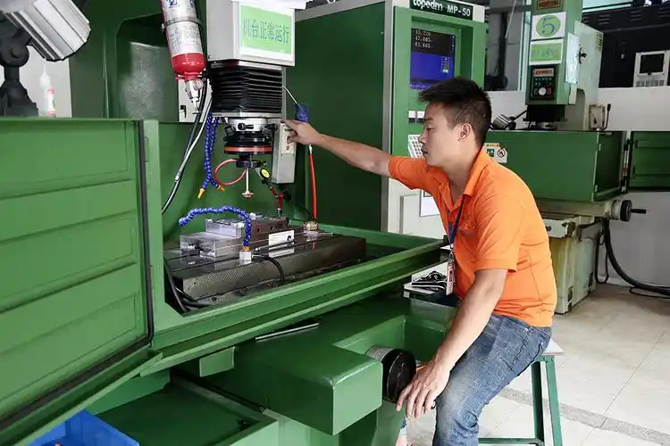 锌合金压铸厂:产品的质量决定公司的实力