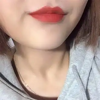 兰蔻196号口红真人试色效果图