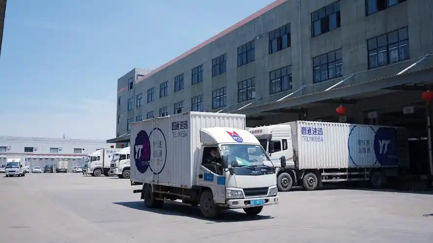 楼上仓播楼下快递客户管家让圆通这家分公司客户更安心