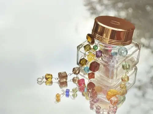 玻璃瓶,珠子,手链,唯美,文艺,安静玻璃瓶壁纸图片